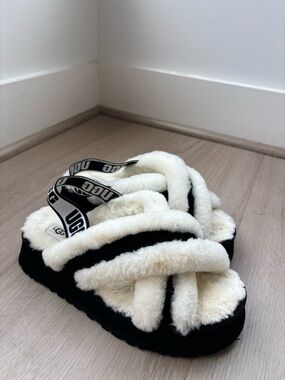 UGG Cream and Black Fluffy Cross-Strap Slides